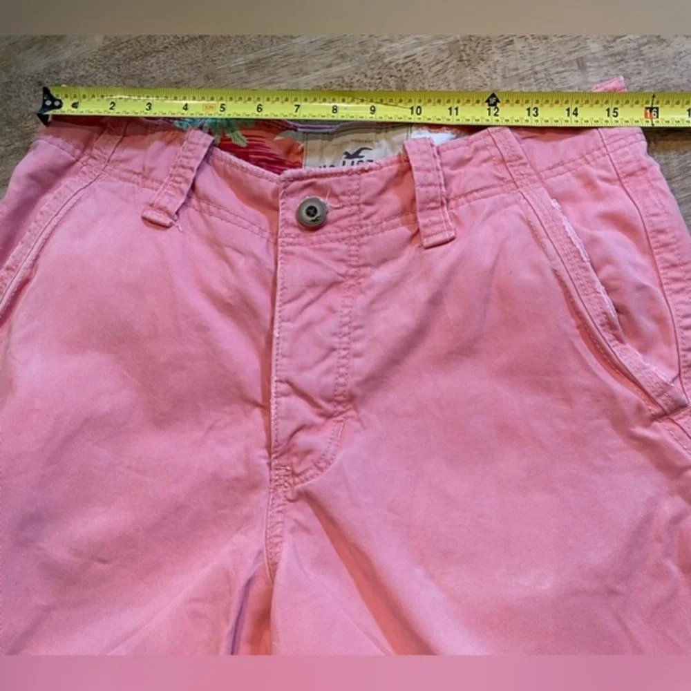 Hollister Men’s‎ Size 30 Peach Button Fly Shorts